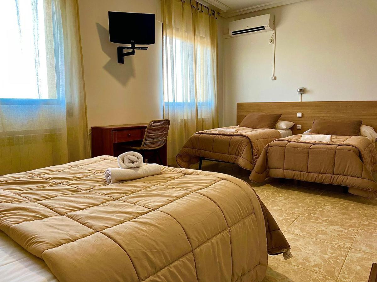 Hostal Torresmancha ラ・グアルディア エクステリア 写真
